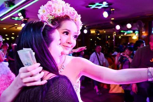 国产人妖赵恩静